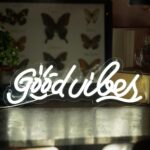 Cool white “Good Vibes Only” neon sign with dimmable LED lights, USB-powered for easy use—perfect for wall decor, parties, gifts, or creating a chill vibe in any room.